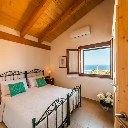 La Casa Di Mannazzotta 2 לינה וארוחת בוקר