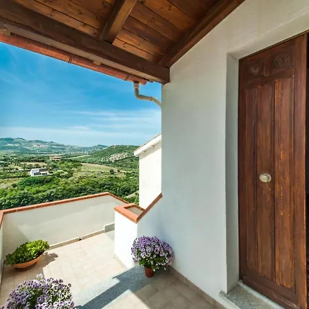 La Casa Di Mannazzotta 2 לינה וארוחת בוקר 3*