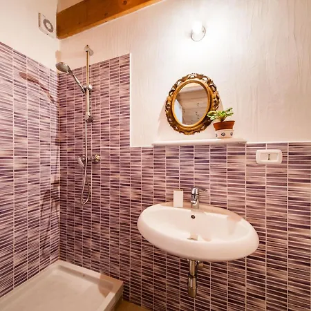 La Casa Di Mannazzotta 2 Bed and breakfast 3*