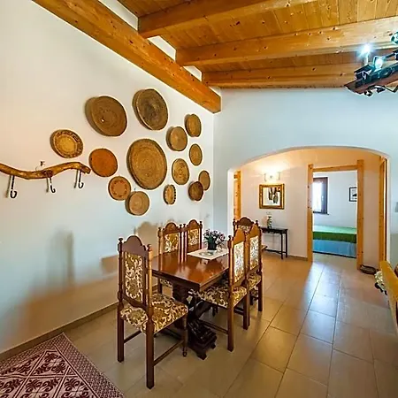 La Casa Di Mannazzotta 2 Bed & Breakfast 3*