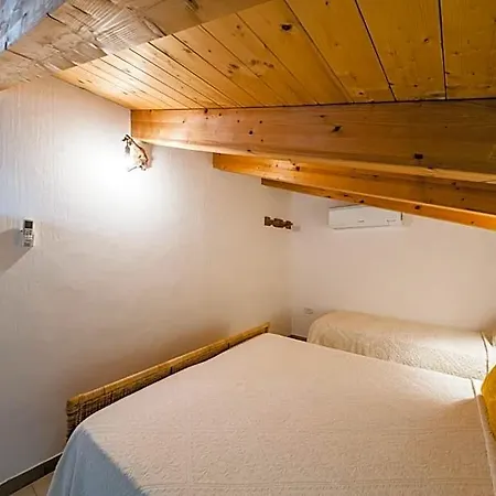 La Casa Di Mannazzotta 2 Bed & Breakfast 3*